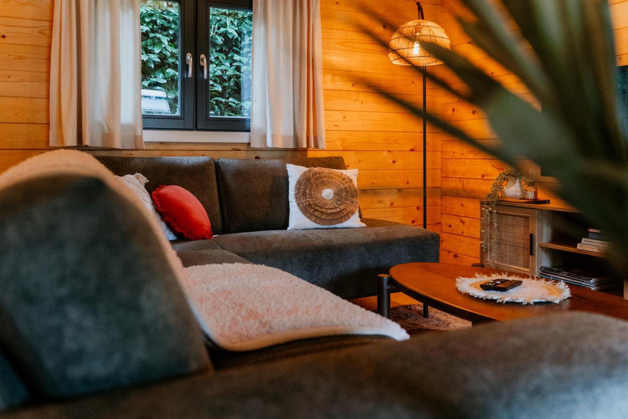Romantisch Wellness Boshuisje Met Sauna & Hottub Meijel Exterior foto